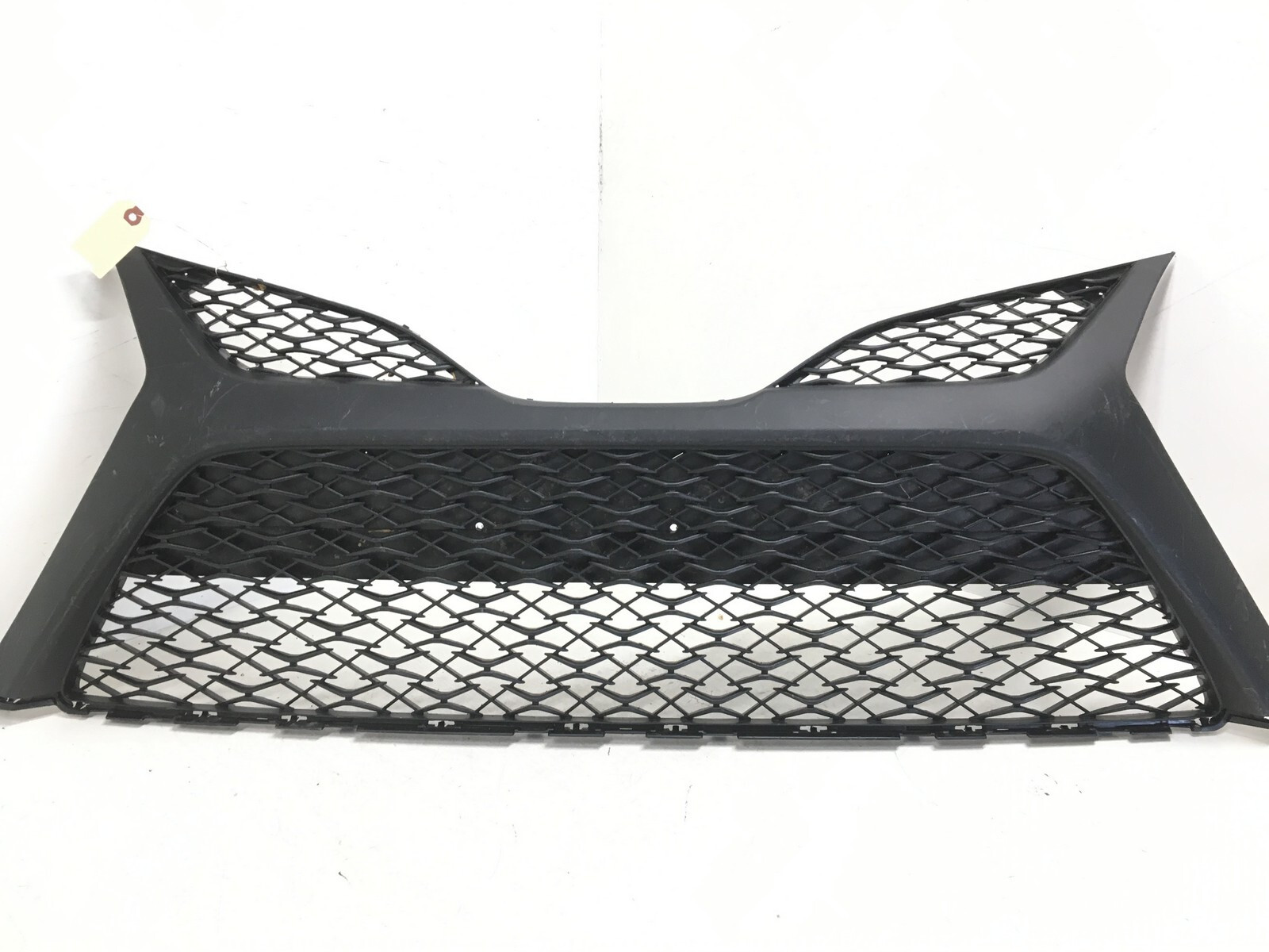 Grille Grill Toyota Camry SE XSE 2018 2019 53113-06130 OEM