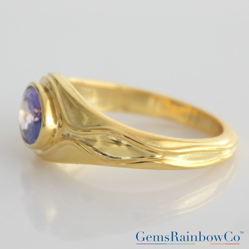 Ring of Vilya, Solid Gold ring set with a Natural 9x7 Faceted Indigo Tanzanite - Picture 3 of 21