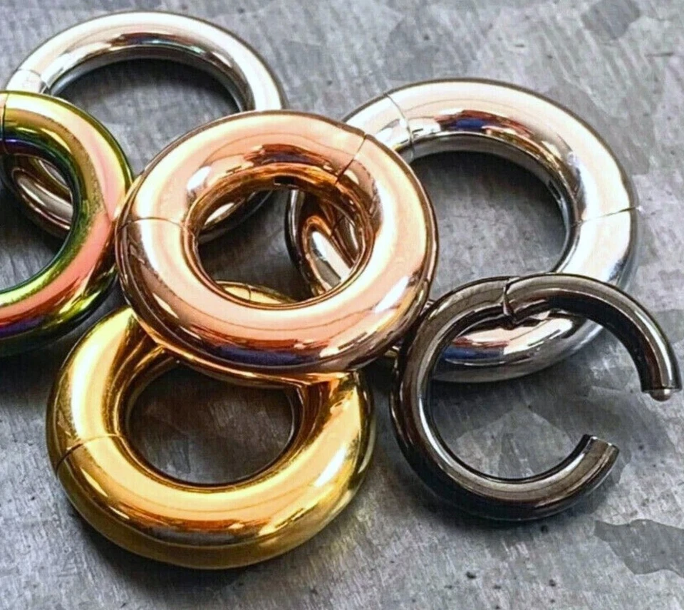 1pc Large Gauge Hinged Segment Ring Easy & Secure Clicker 316L Surgical Steel  - Image 2 of 2