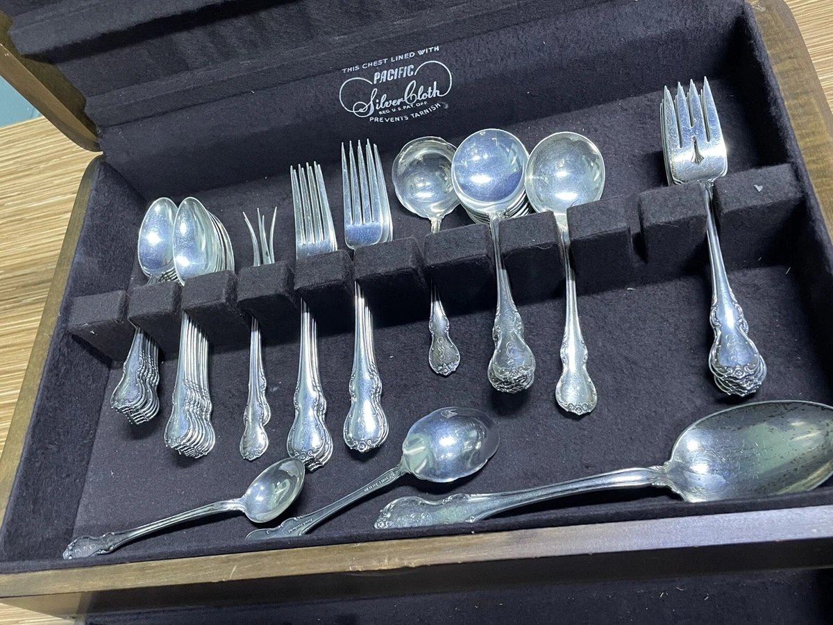 Towle Chippendale Sterling Silver 62 Piece Set With Wooden Box Beautiful Set