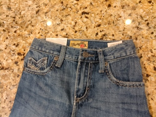 Wrangler Boys 20X No. 42 Vintage Boot Cut Adjust to Fit Jeans Slim size 9 Slim - Picture 4 of 11