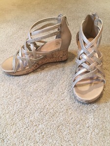 girls wedges size 2