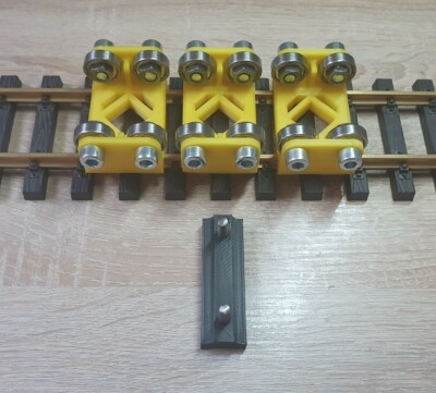Rollenprüfstand Spur 0 Mn, 5x Rollenbock + Strombock, Lonel, Märkln (12325) | EBay