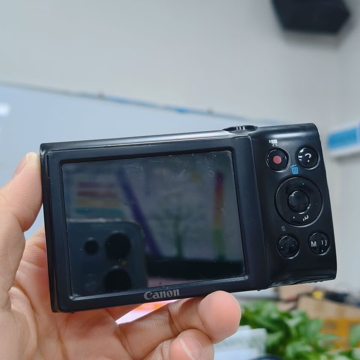 Canon PowerShot A2300 HD 16.0MP 5x Optical Zoom Digital Camera