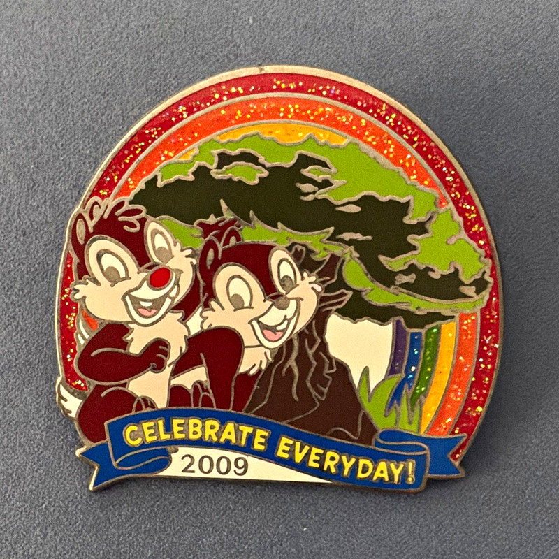 Disney Chip & Dale Celebrate Everyday 2009 Pin Trading Night LE Glitter Pin