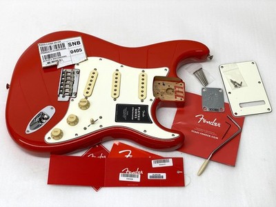ALNICO 5 Fender ALDER STRAT BODY Full Thickness Player II SSS Electric Guitar