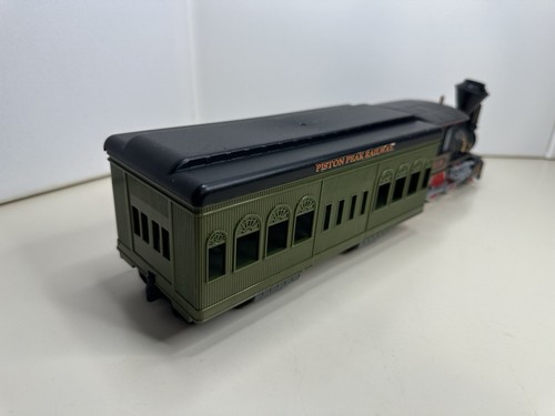 Disney Planes Muir Train Transporter Piston Peak Railway Locomotive And Car - Picture 6 of 11