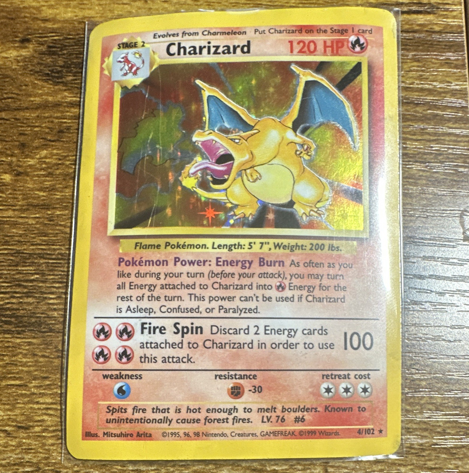 Wizards Pokémon Base Set Charizard Holo 4/102 1999 English Mitsuhiro Arita