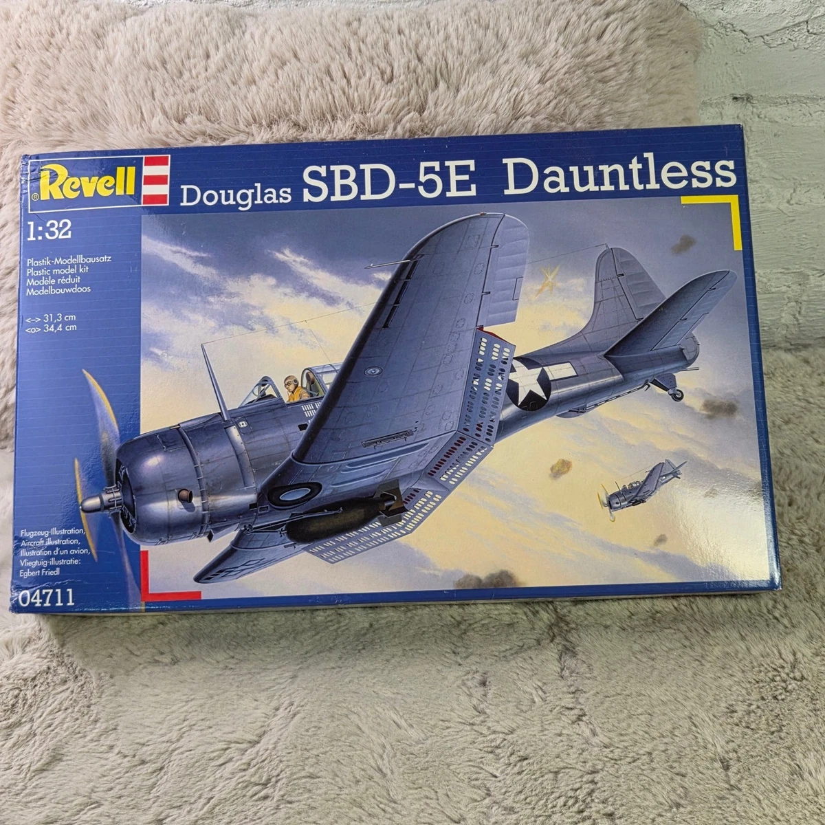Dauntless 1 32 Militaria Airplane for sale | eBay