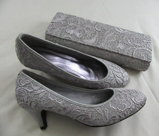 Anne Michelle-Size 4,Silver Satin&Lace,Kitten Heel Court Shoes&Matching Bag