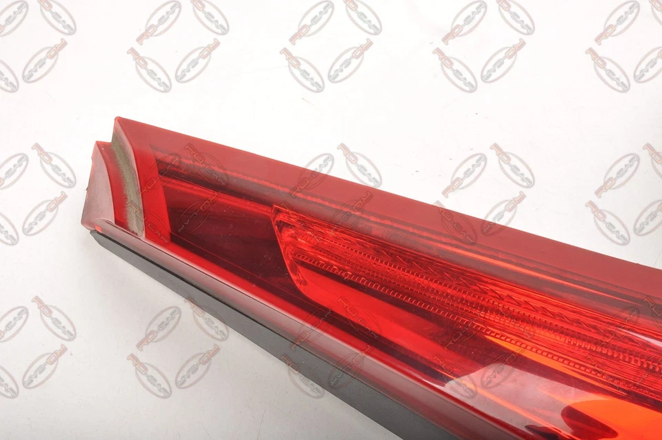 VOLVO V40 II Luz Trasera Derecho 31395845 - Imagen 2 de 4