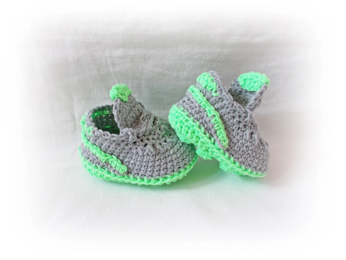 Crochet baby Black Soccer Shoes, Baby's First Cleats, Baby Sports Football  boots