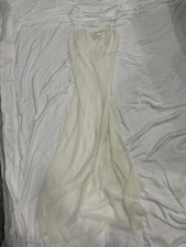 INTIMATES by FLORA Womens Ivory Cream Night Gown MEDIUM Lace Bride Embroidered