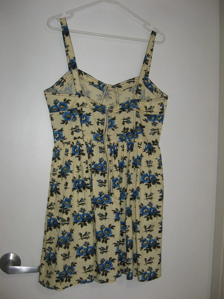 ASOS CREAM FLORAL SLEEVELESS FIT+FLARE DRESS WITH EXPOSED METAL ZIP SIZE 12 NWT - image 4 of 4