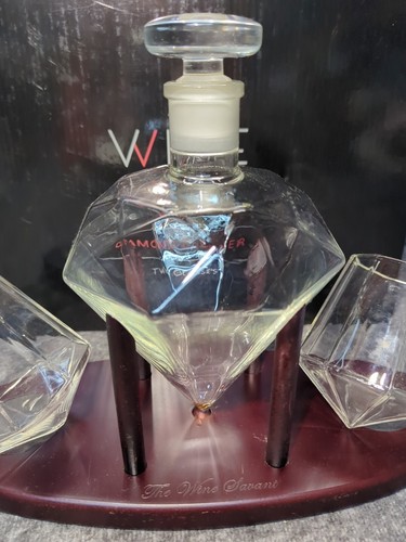 The Wine Savant - Juego de jarra de diamantes y 2 vasos regalo de Navidad o Año Nuevo - Imagen 4 de 24