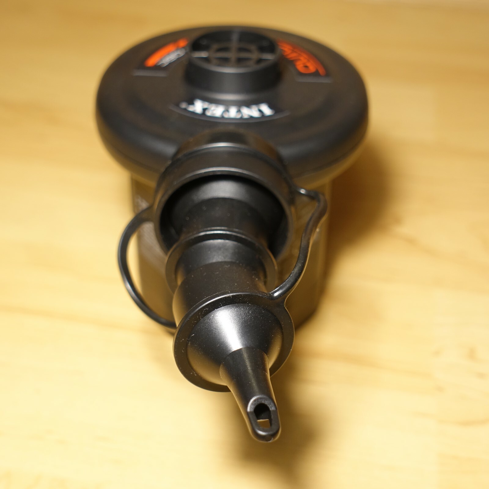 Intex Quick Fill 06C Battery Operated Air Pump Model AP638 Swanky