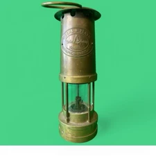 Weems & Plath Brass Yacht Lamp  10” Tall. # 02919 Great Patina And Condition USA