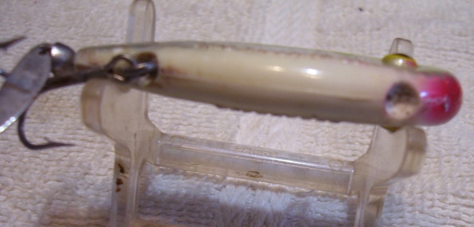 080225 VINTAGE ARBOGAST RAZORBACK LURE 2.25