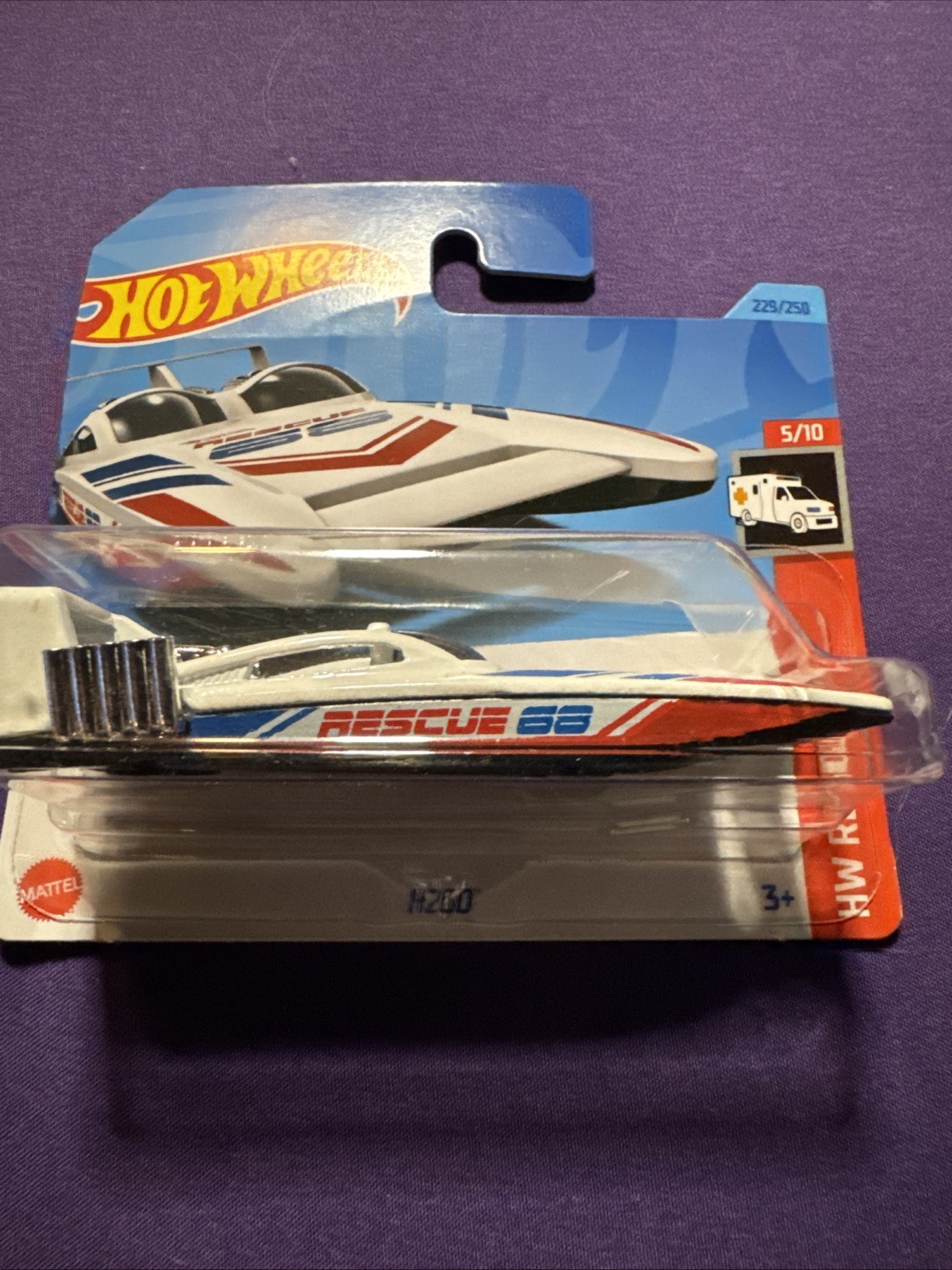 Hot Wheels 2023 HW Rescue Hydrofoil Pontoon Boat Short Card 5/10 H2GO 229/250