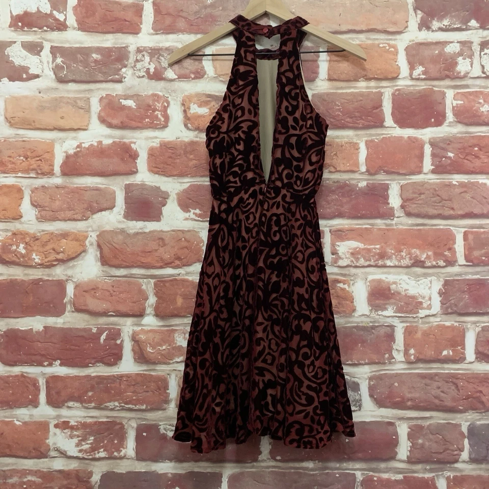 Foreign Exchange Halter Dress Womens S Burgundy Velvet Velour Burnout Evening - Image 2 of 4