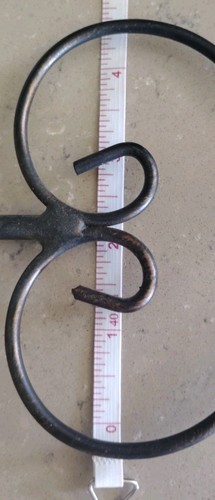 Metal key-shaped key holder for mounting In your home. - 第 7/11 張圖片