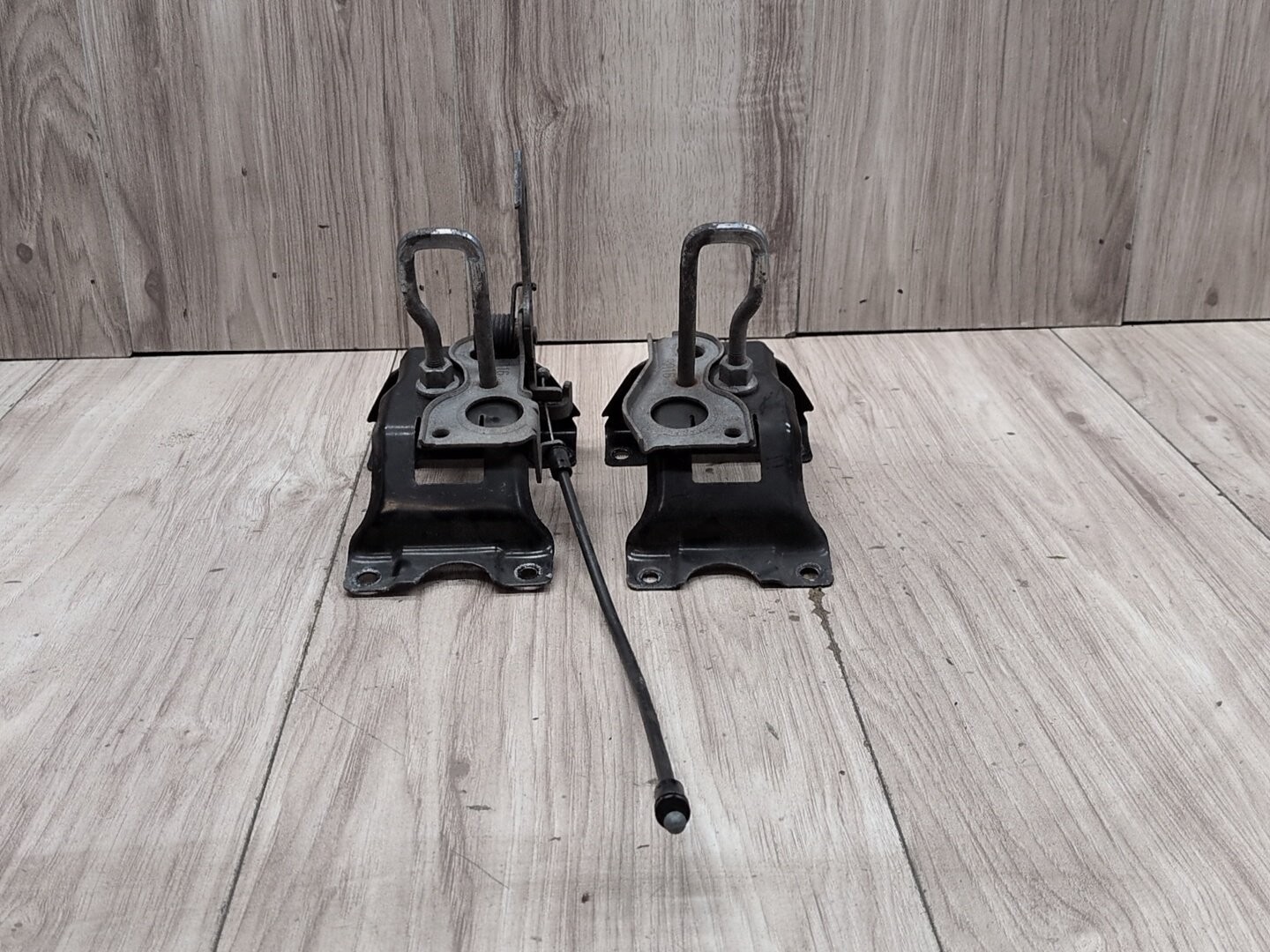 OEM BMW F15 F16 F85 F86 X5 X6 X5M Left Right Hood Hardware Safety Latch Hook SET