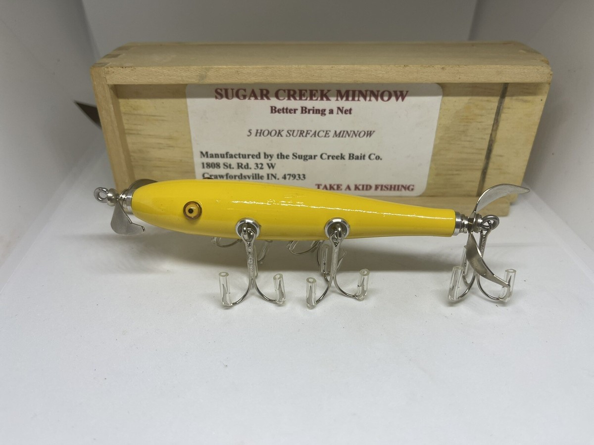 SUGAR CREEK SURFACE MINNOW 5 HOOK LURE YELLOW NEW IN HANDMADE WOODEN BOX |  eBay