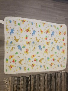 Vintage Sears Winnie The Pooh Baby Crib Blanket Quilt Ebay