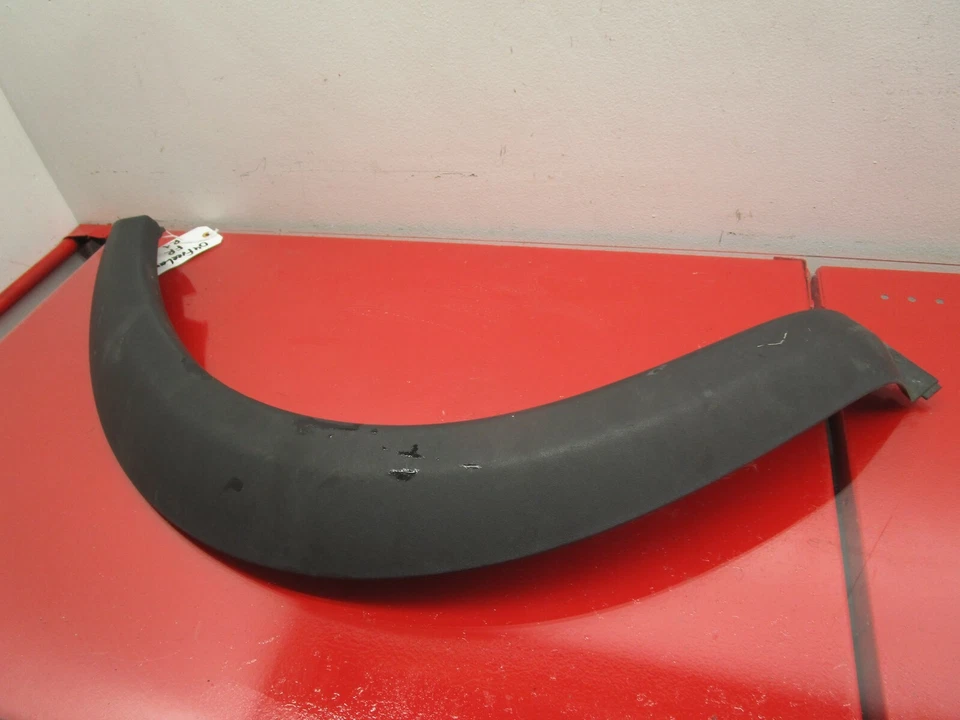 02-05 LAND ROVER FREELANDER GUARDABARROS DELANTERO DERECHO MOLDURA ACAMPANADA OEM Foto 4 de 4