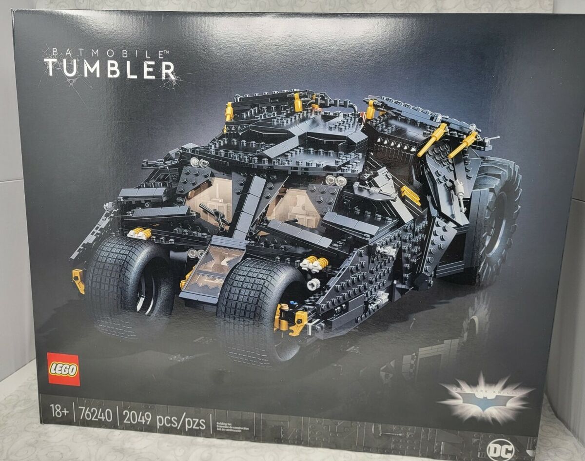LEGO DC Batman Batmobile Tumbler 76240 Building Kit (2,049 Pieces) :  : Jeux et Jouets