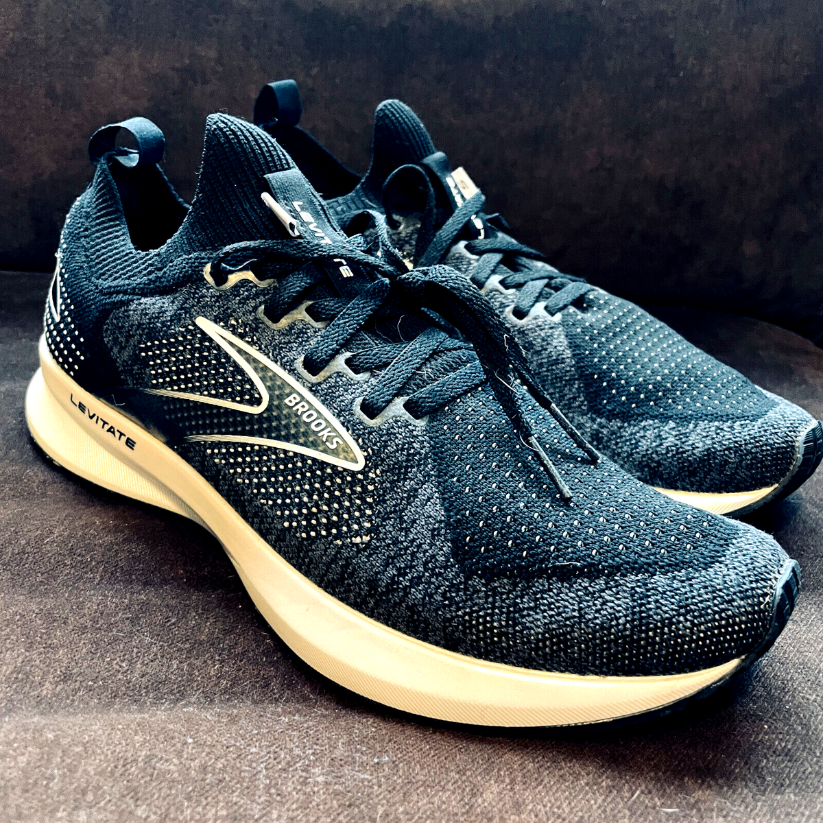 Brooks Levitate Stealthfit Running Shoes Black/Grey Women US