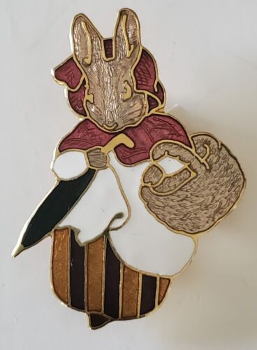 White Rabbit Taboo SCP 4000 Hard Enamel Gold Pin -  Hong Kong