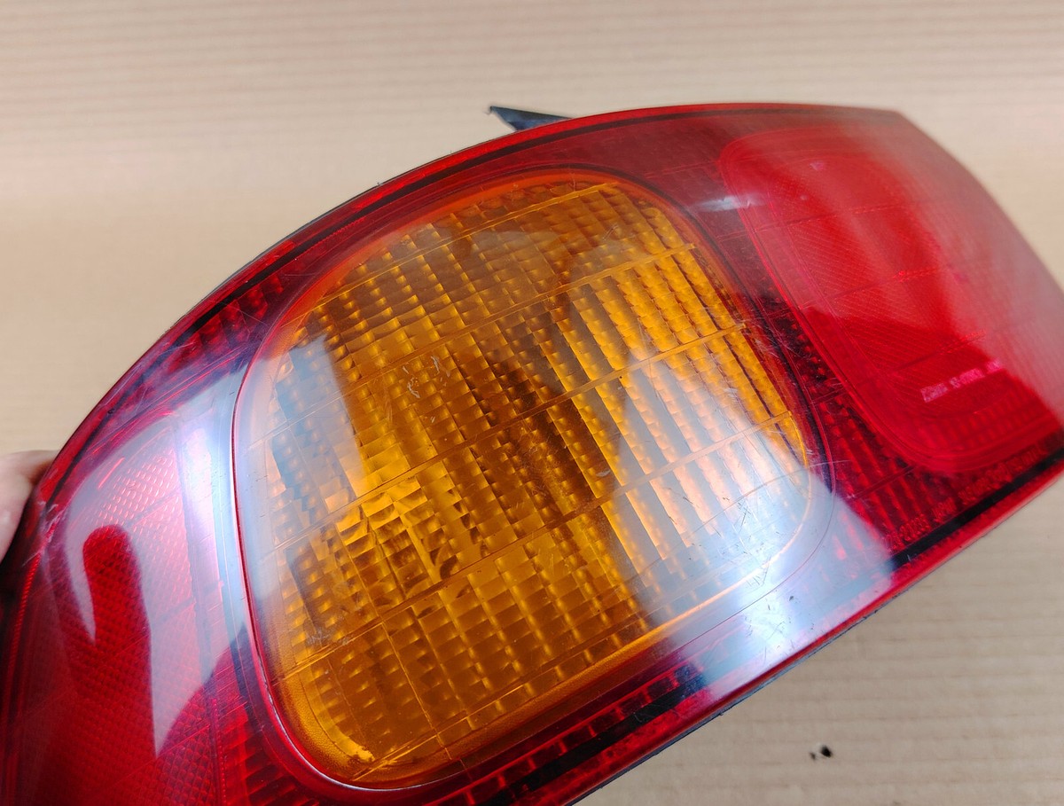 93-95 HONDA INTEGRA (DB9) 4 DOOR SEDAN TAIL BRAKE LIGHTS KOITO 93