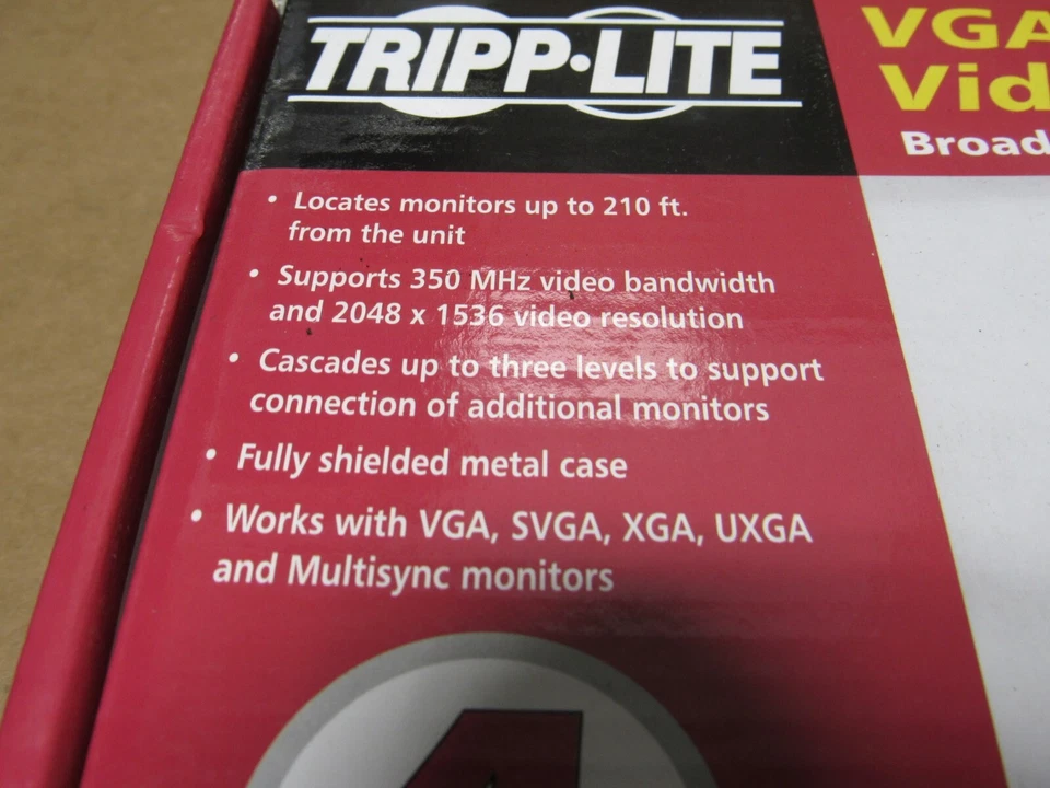TRIPPLITE B114-004-R 4 PORT VGA SVGA VIDEO SPLITTER HIGH RES/SIG - Image 2 of 4