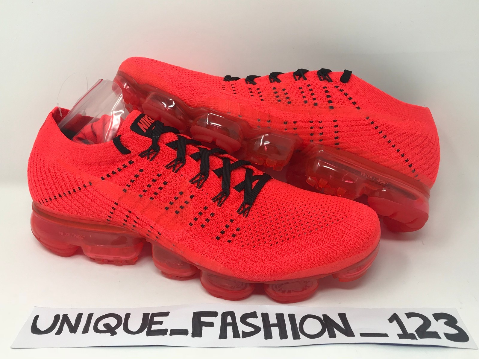 air vapormax clot bright crimson