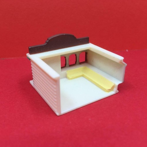Sylvanian Families Miniature Mini Dolls House Tiny Shop Restaurant Cafe - Picture 3 of 3