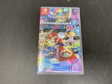 Mario Kart 8 -- Deluxe Edition (Nintendo Switch, 2017) [Physical]