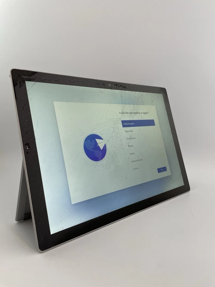 Microsoft Surface Pro 6 12.3" i5-8350U 256GB 8GB Ram Windows 11 Cracked - Image 3 of 4