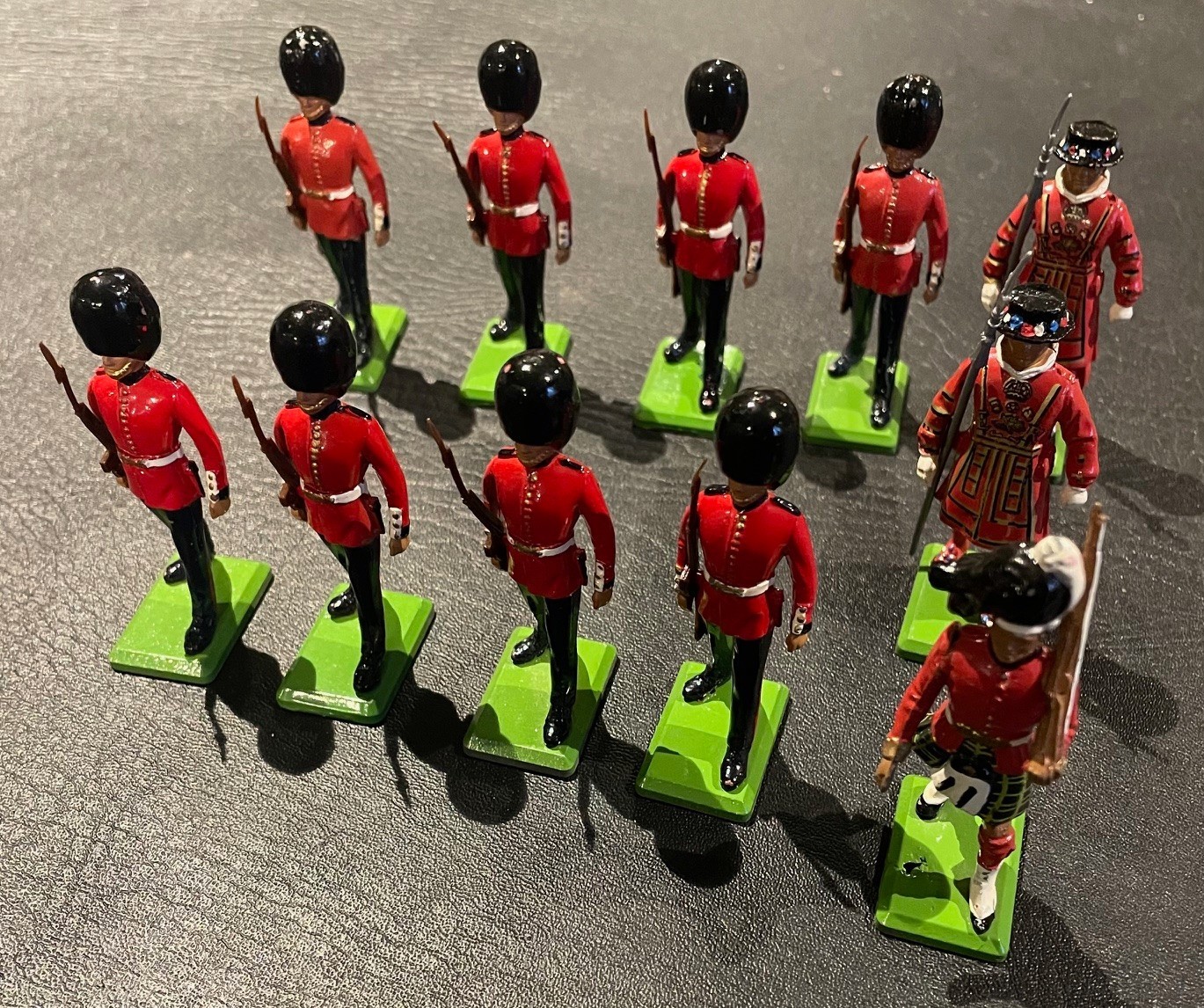 27 Vtg Lead W. Britains Toy Soldiers 1965, 1986, 1987