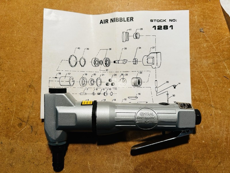 Central Pneumatic Air Nibbler Model 1281 High Speed Cutter