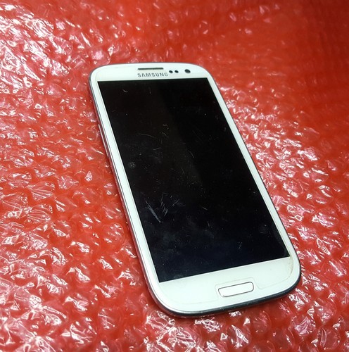 Écran LCD blanc d'origine avec cadre pour Samsung Galaxy S3 i9300 authentique - Photo 1/8