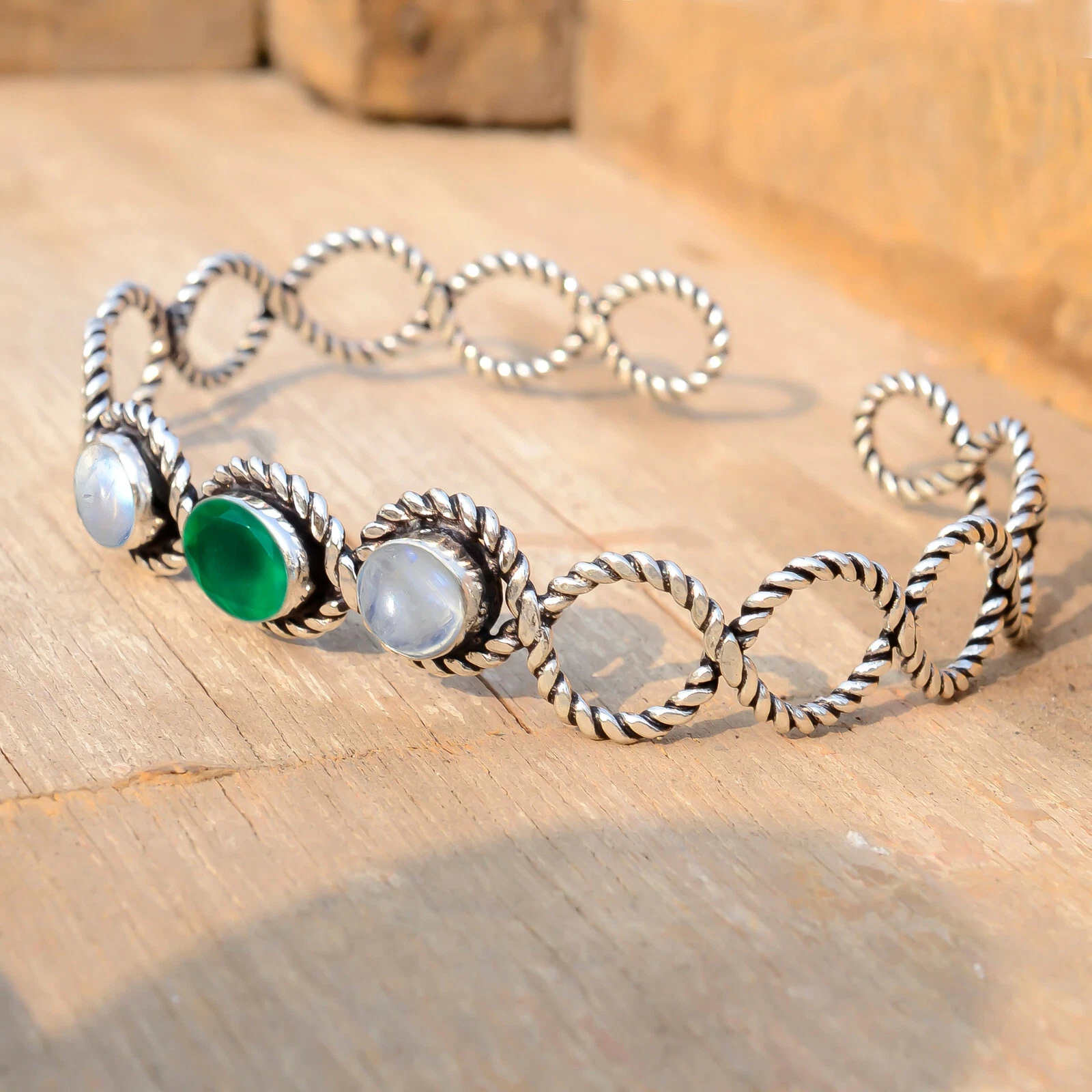 VALENTINO Bracciale unico in argento sterling 925 con pietra di luna arcobaleno e onice verde