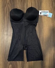 Assets by SPANX Shapewear for Women, Strapless Cupped Bodysuit - Large, Black