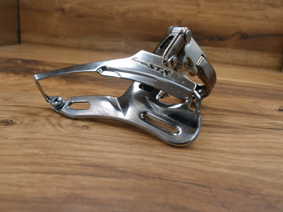 1993 front derailleur Shimano STX FD-MC30 VIA Japan for MTB 28.6 mm bottom pull - Image 2 of 4