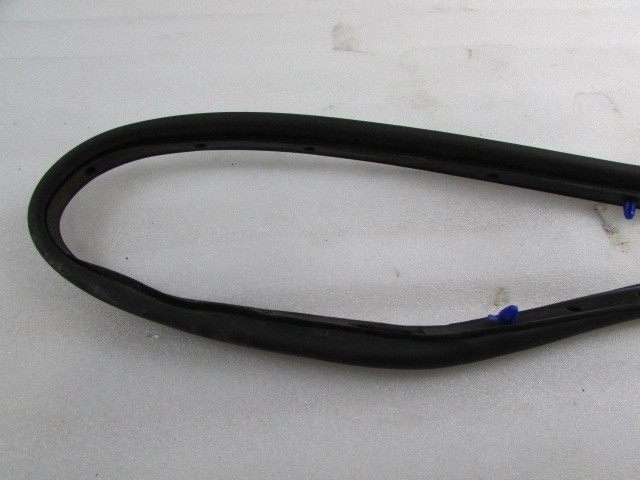 Maserati Ghibli, RH Rear Door Gasket Moulding, Used, P/N 670004641