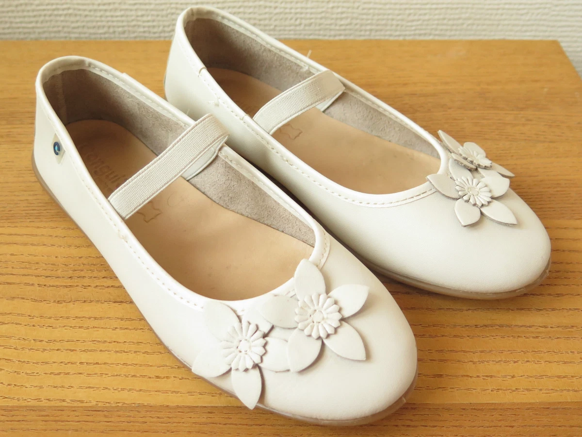 Off white flat best sale shoes