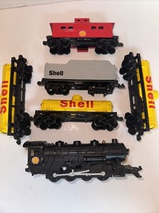 SHELL OIL CO. HO SCALE 6PC DIE CAST TRAIN SET BY FLETCHER-BARNHARDT & WHITE INC.