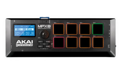 AKAI MPX 8 SAMPLE PLAYER & MIDI CONTROLLER STANDALONE SAMPLE 8 PADS USB MIDI