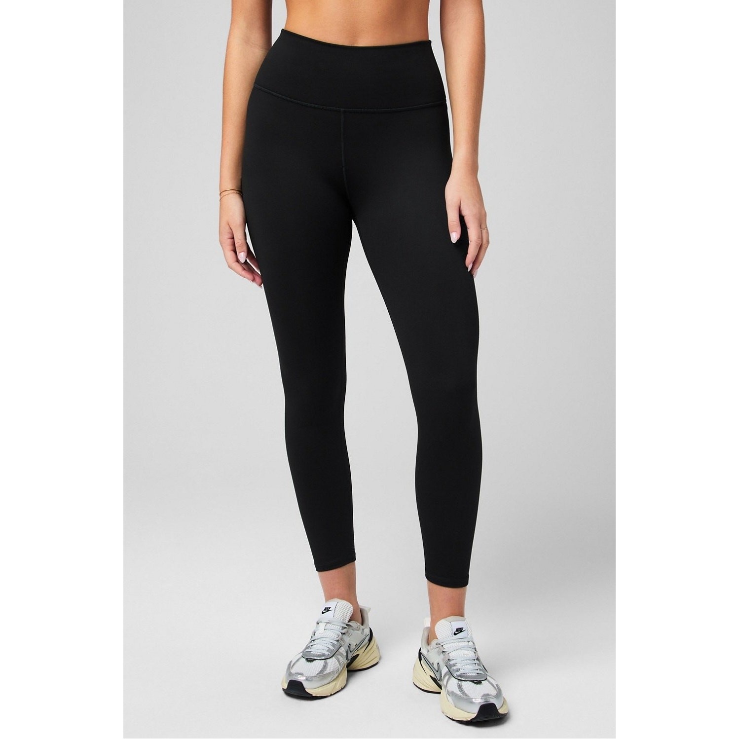 Fabletics Powerhold Yoga Pants in Black - Size S 1340M