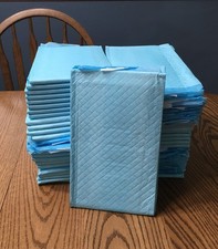 LOT 49 DISPOSABLE BED PAD PROTECTION / 29" X 35" FOR URINARY INCONTINENCE / NEW